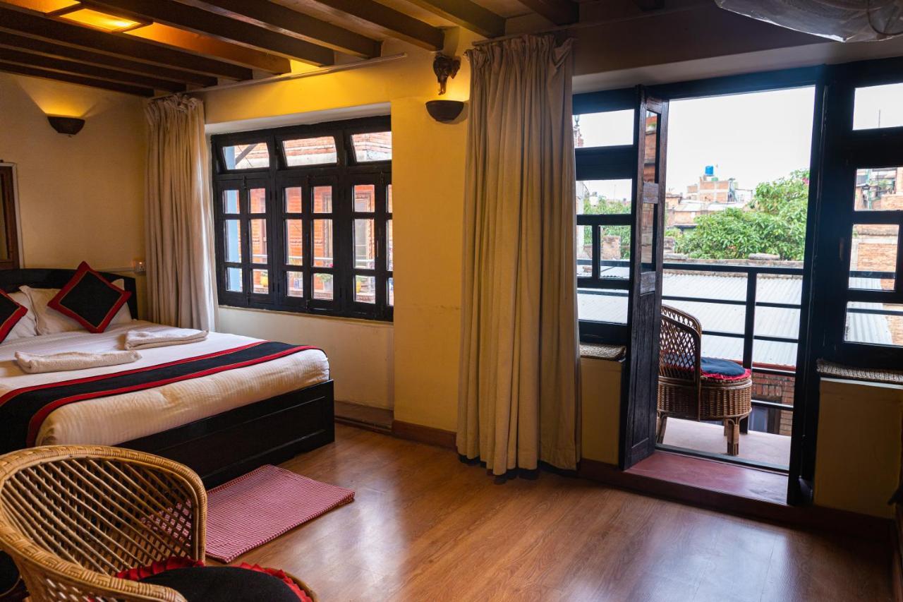 Tulaja Boutique Hotel Bhatgoan Exterior photo