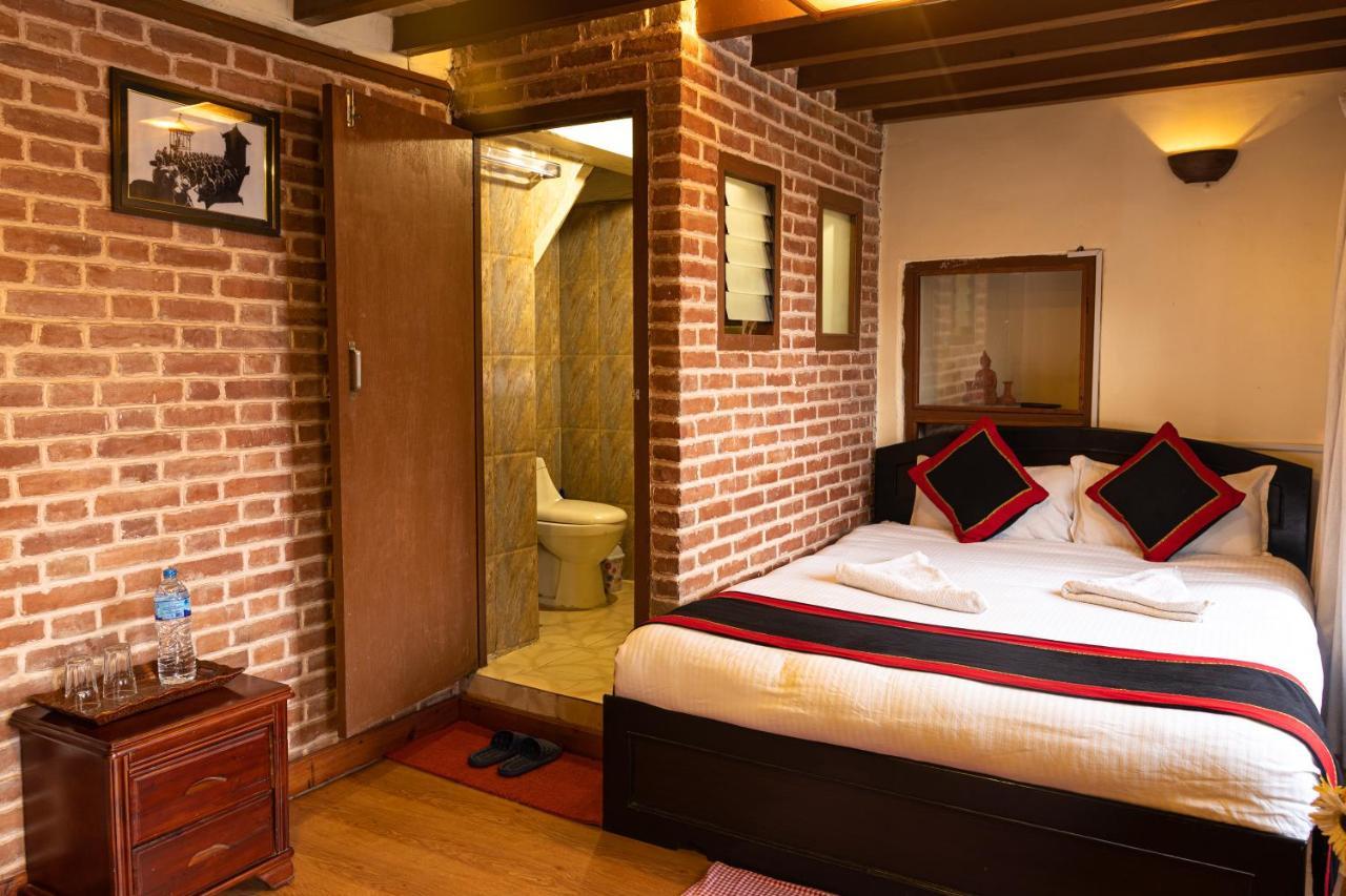 Tulaja Boutique Hotel Bhatgoan Exterior photo