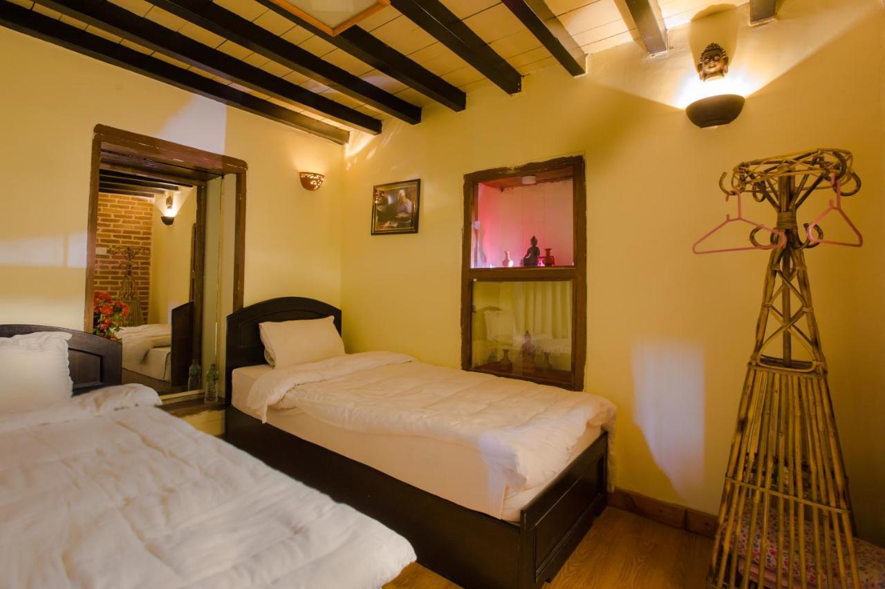 Tulaja Boutique Hotel Bhatgoan Exterior photo