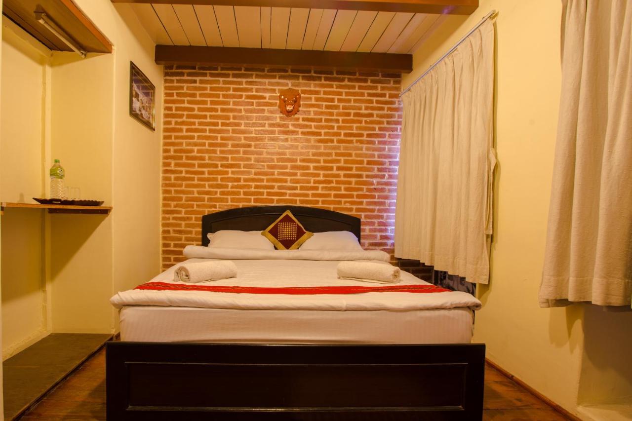 Tulaja Boutique Hotel Bhatgoan Exterior photo