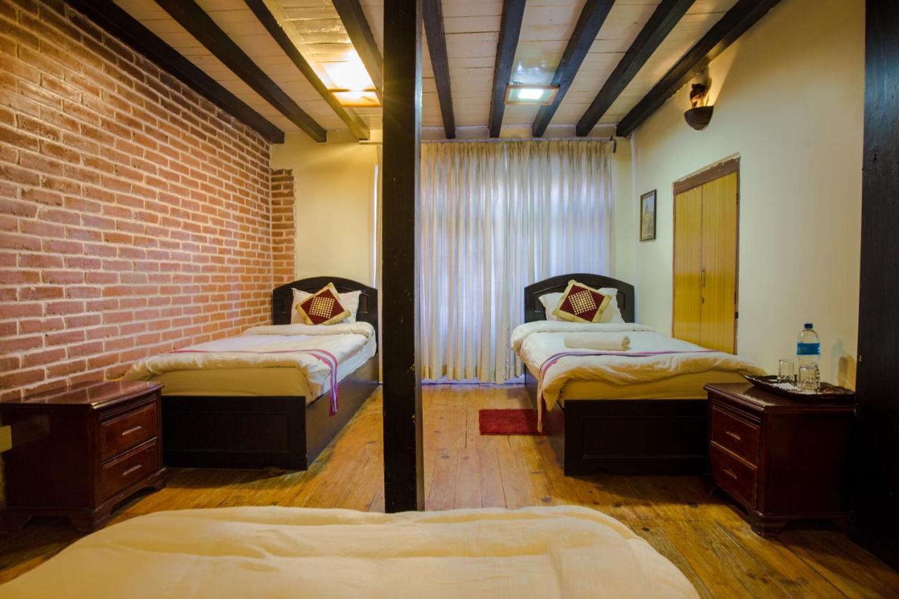Tulaja Boutique Hotel Bhatgoan Exterior photo