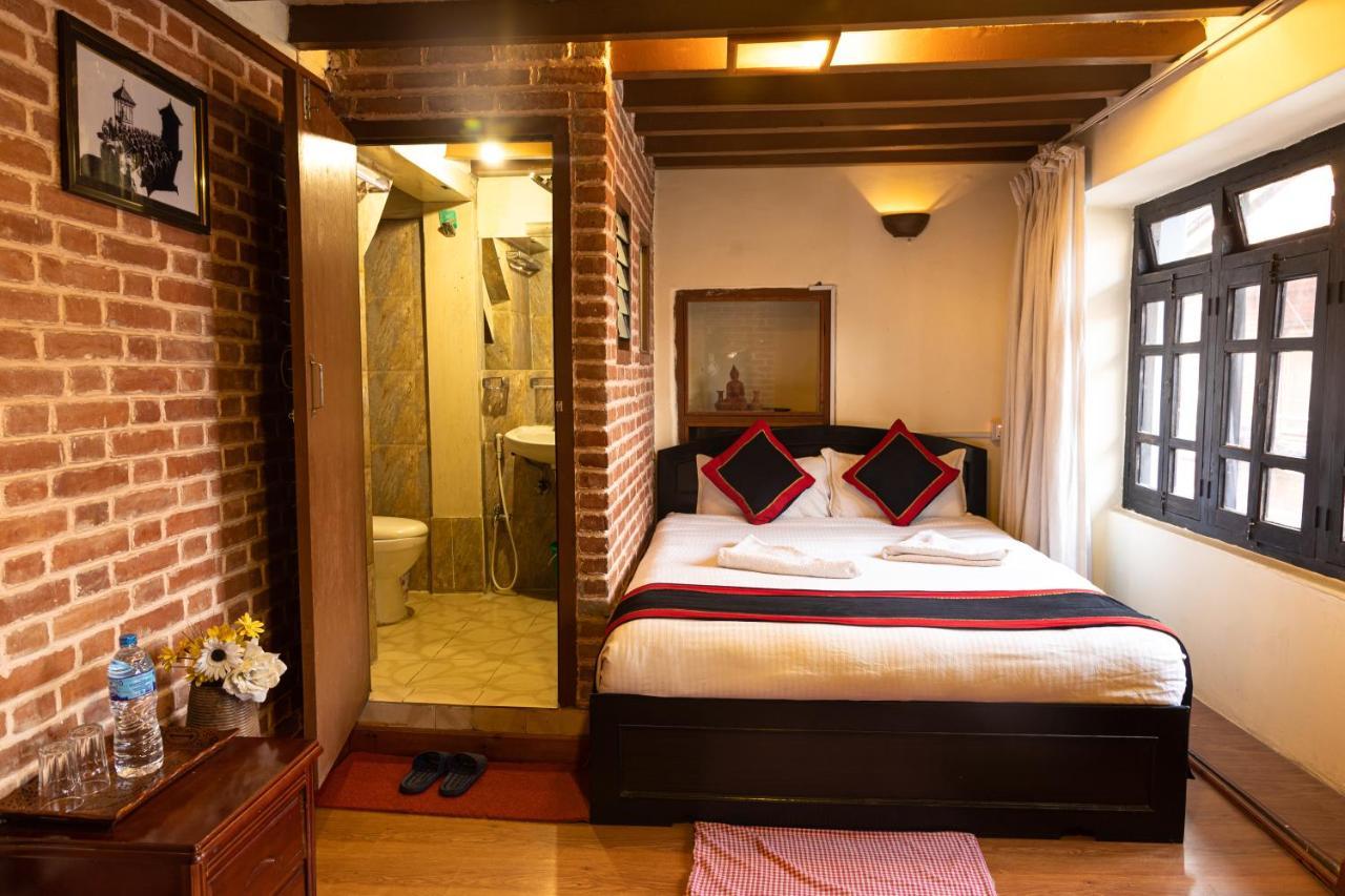 Tulaja Boutique Hotel Bhatgoan Exterior photo