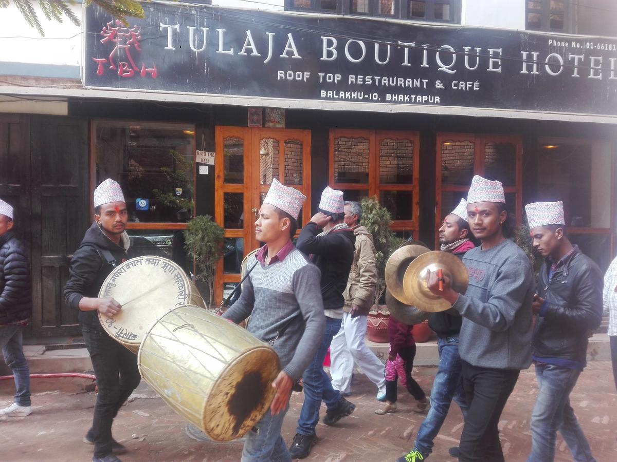 Tulaja Boutique Hotel Bhatgoan Exterior photo