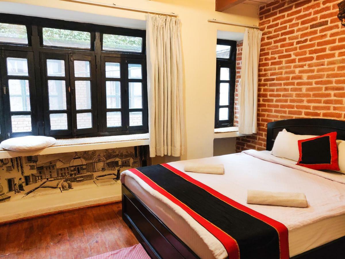Tulaja Boutique Hotel Bhatgoan Exterior photo